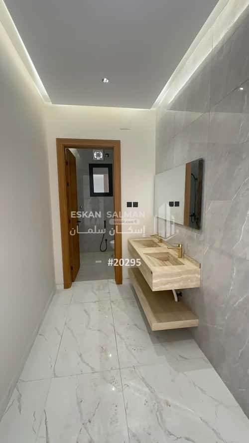 Villa 450 SQM Facing East on 20m Width Street The Housing District, Alttayif