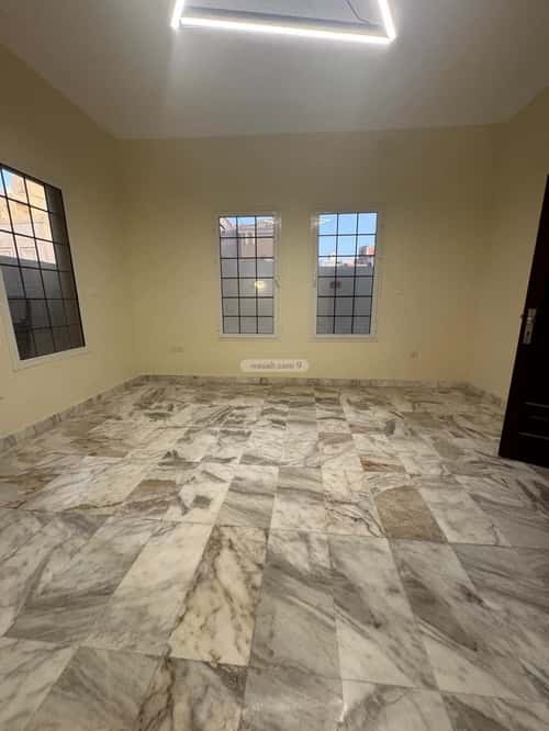 Villa 400 SQM Facing South with 5 Bedrooms Al Swaryee, North Jeddah, Jeddah