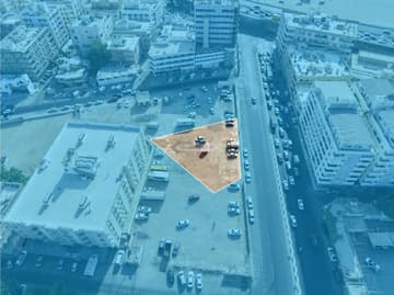 أرض سكنية 1604م2 بحي الشرفية