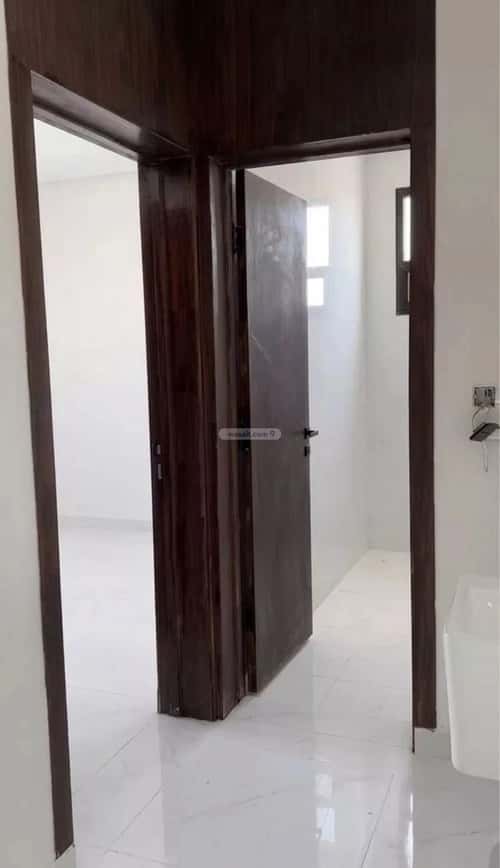 شقة 990 متر مربع ب 4 غرف ديراب، غرب الرياض، الرياض