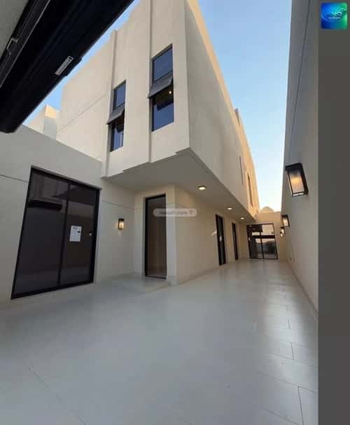 Villa 250 SQM King Fahad Dist, Aldammam