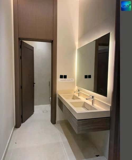Villa 299.28 SQM King Fahad Dist, Aldammam