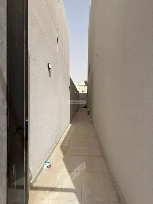 Villa 311 SQM Facing East on 30m Width Street King Fahad Dist, Aldammam