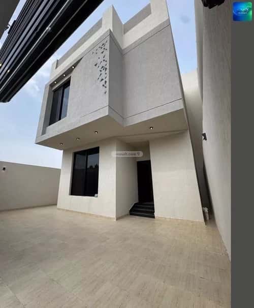 Villa 250 SQM Facing East on 20m Width Street King Fahad Dist, Aldammam