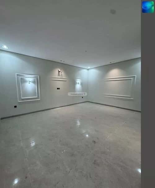 Villa 258 SQM Facing South on 20m Width Street King Fahad Dist, Aldammam