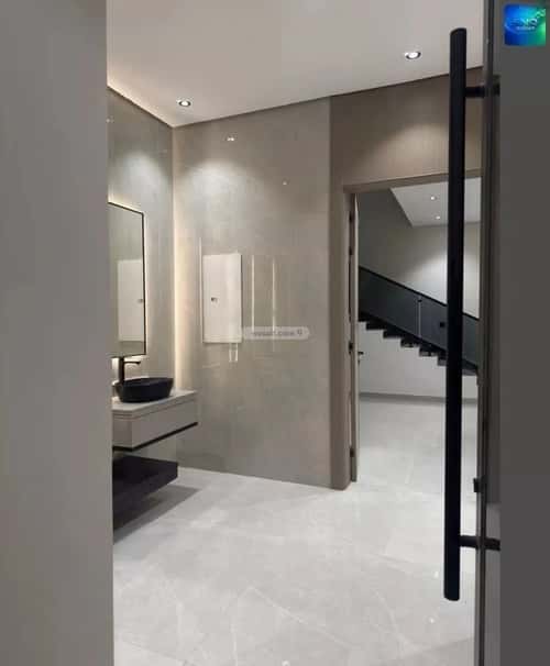 Villa 250 SQM Facing North on 20m Width Street King Fahad Dist, Aldammam