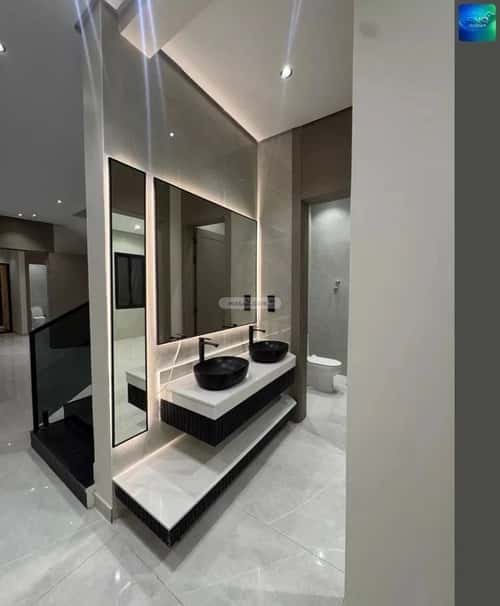 Villa 250 SQM Facing North on 20m Width Street King Fahad Dist, Aldammam