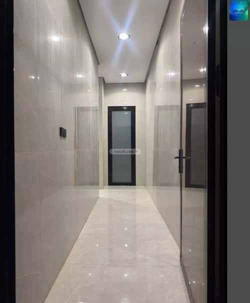 Villa 250 SQM Facing North on 20m Width Street King Fahad Dist, Aldammam