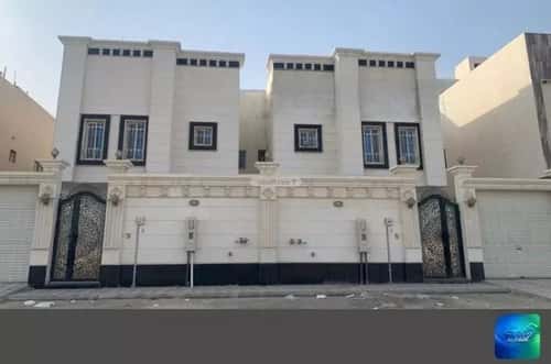 Villa 250 SQM Facing South on 20m Width Street King Fahad Dist, Aldammam