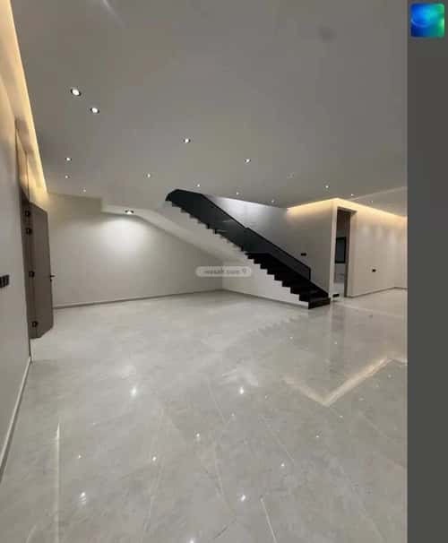 Villa 250 SQM Facing South on 20m Width Street King Fahad Dist, Aldammam