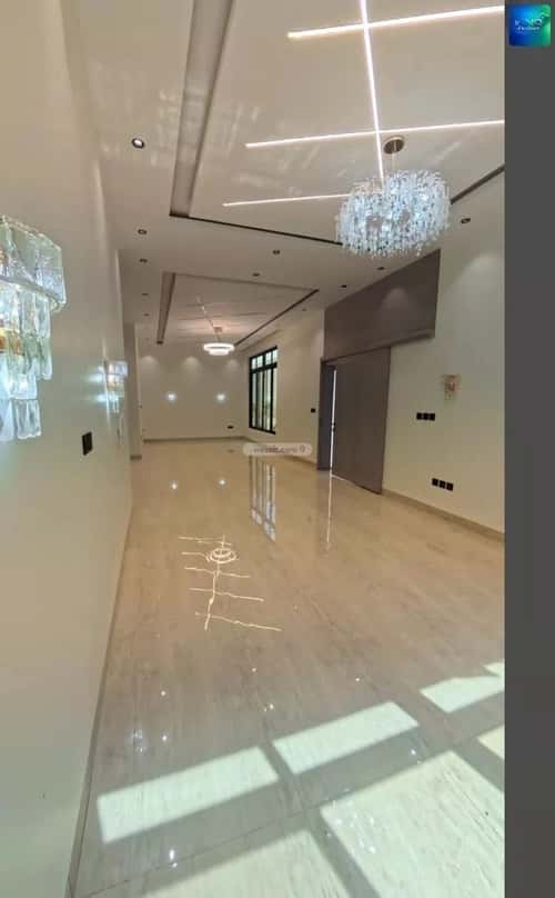 Villa 250 SQM Facing East on 20m Width Street King Fahad Dist, Aldammam