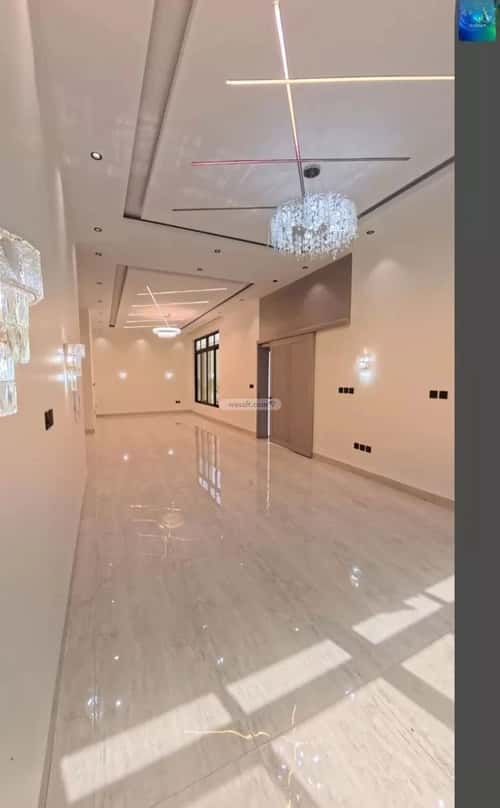 فيلا 250 متر مربع شرقية على شارع 20م ضاحية الملك فهد، الدمام