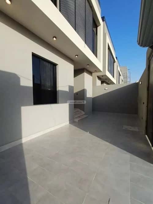 Villa 300 SQM Facing West on 12m Width Street Al Rahmanyah, East Jeddah, Jeddah