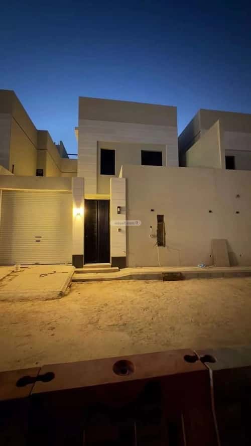 فيلا 296.08 متر مربع شرقية على شارع 15م الزهرة، غرب الرياض، الرياض