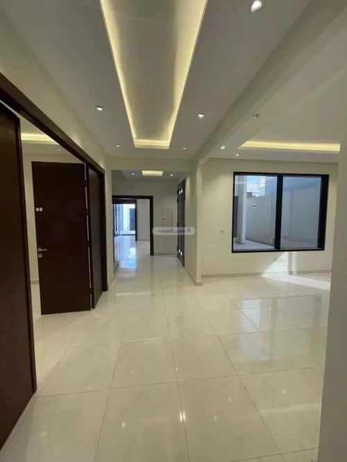 Villa 375 SQM Facing North with 5 Bedrooms Al-Janadriyah, East Riyadh, Riyadh