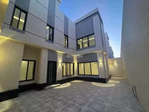 Villa 350 SQM Facing South with 3 Bedrooms Al-Janadriyah, East Riyadh, Riyadh
