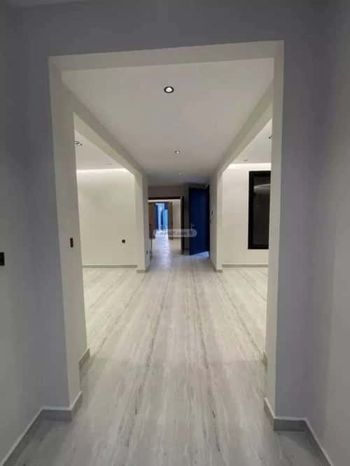 Villa 375 SQM Facing North with 5 Bedrooms Al-Janadriyah, East Riyadh, Riyadh