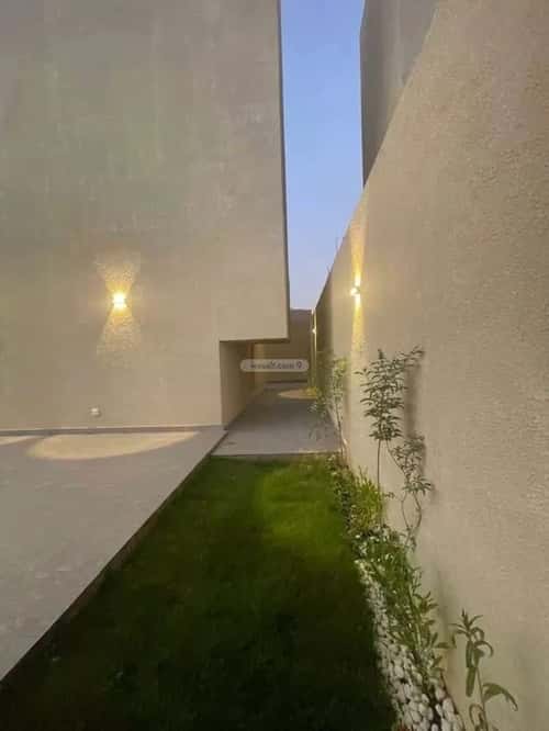 Villa 371.11 SQM Facing North with 3 Bedrooms Al-Janadriyah, East Riyadh, Riyadh