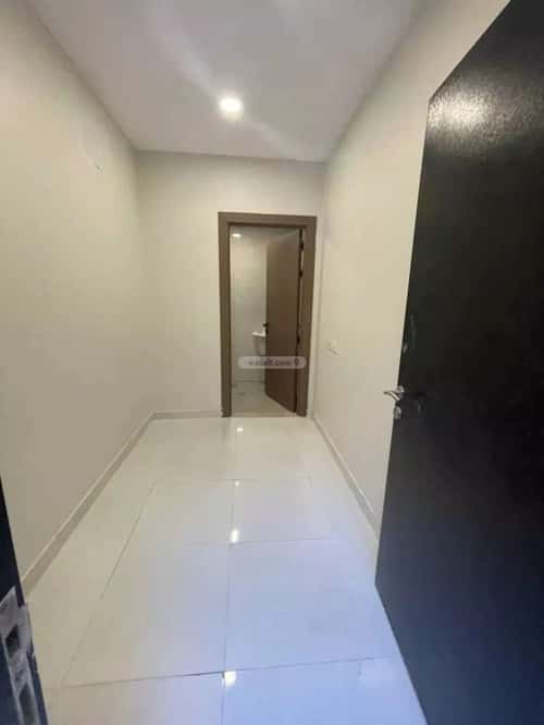 Villa 379.22 SQM Facing West with 5 Bedrooms Al-Janadriyah, East Riyadh, Riyadh