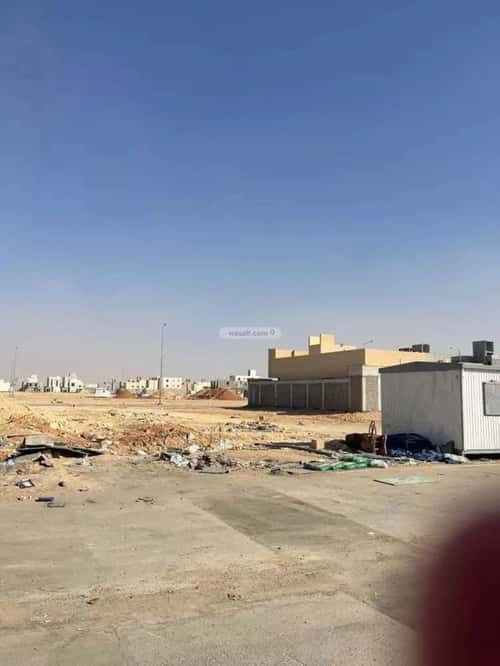 أرض 300 متر مربع شمالية على شارع 27م النظيم، شرق الرياض، الرياض