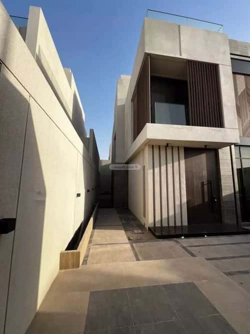 فيلا 323.75 متر مربع جنوبية على شارع 13م السيف، الدمام