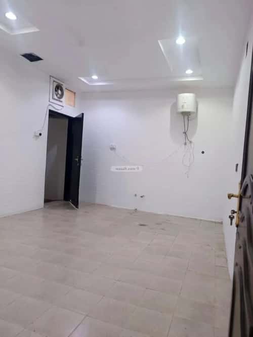 Villa 360 SQM Facing North with 7 Bedrooms Ar-Rimal, East Riyadh, Riyadh