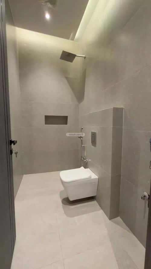 Floor 157.94 SQM with 7 Bedrooms Ghirnatah, East Riyadh, Riyadh