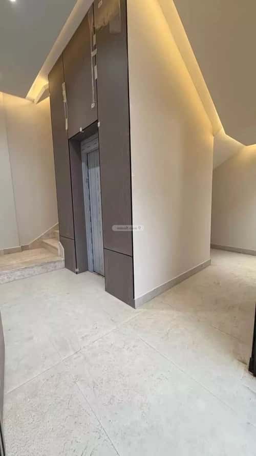 Floor 157.94 SQM with 7 Bedrooms Ghirnatah, East Riyadh, Riyadh