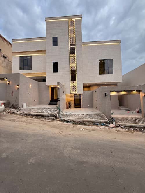 Villa 296.09 SQM Facing East on 15m Width Street Al Badee, Abha