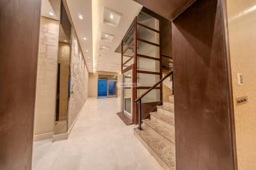 Villa 375 SQM Facing West with 8 Bedrooms Al Khaledeyyah, North Jeddah, Jeddah