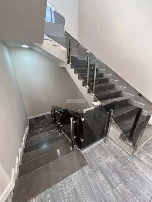 Villa 295.93 SQM Facing North with 8 Bedrooms Dahiat Namar, West Riyadh, Riyadh