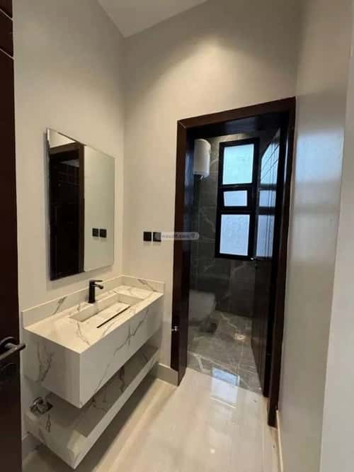 Floor 142.22 SQM with 7 Bedrooms Al-Janadriyah, East Riyadh, Riyadh