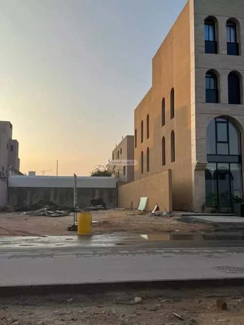 أرض 450 متر مربع شمالية على شارع 15م العارض، شمال الرياض، الرياض