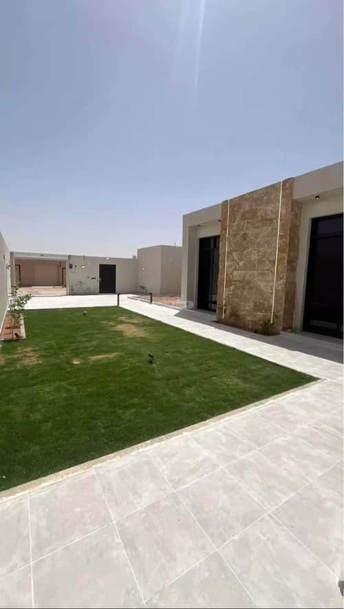 Rest House 330 SQM Facing South on 15m Width Street Al-Musayyif, Bariduh