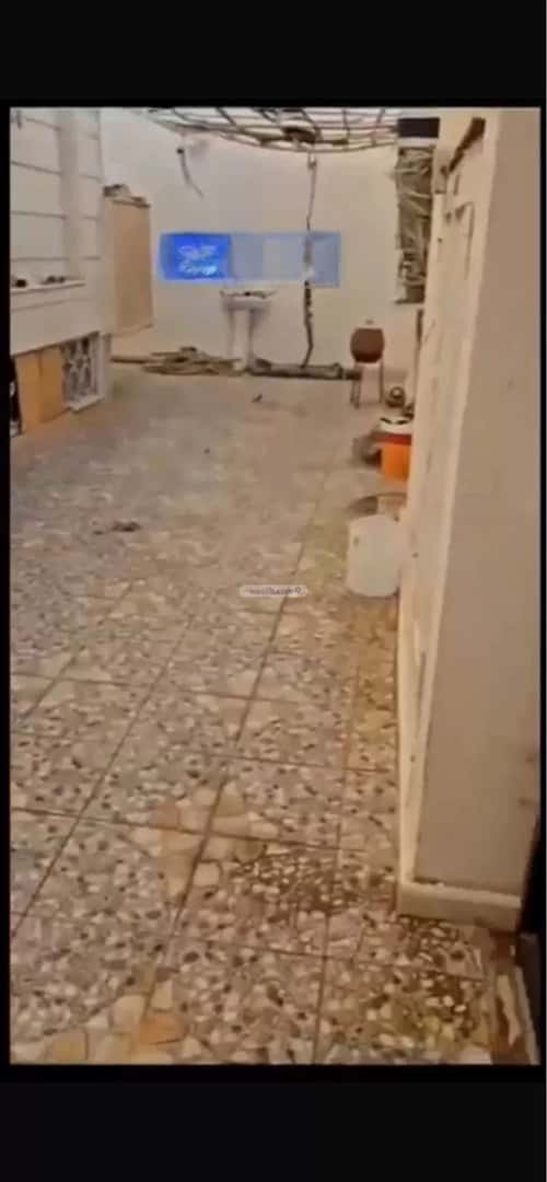 فيلا 400 متر مربع غربية على شارع 20م البركة، المدينة المنورة