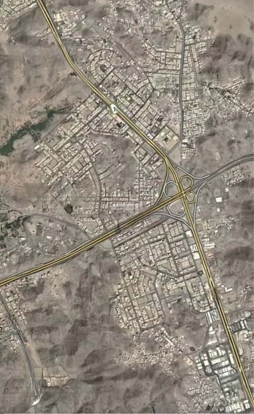 Land 575 SQM Facing North on 18m Width Street Alnowaria, Makkah Al Mukarramah