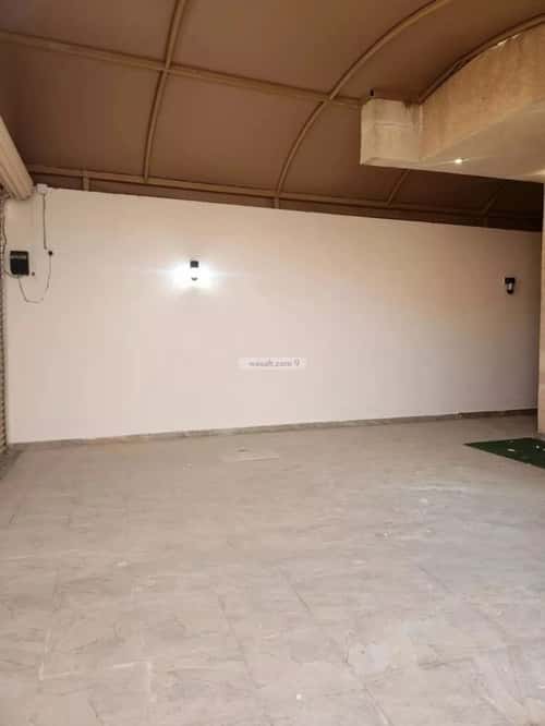 Floor 300 SQM with 3 Bedrooms Al-Arid, North Riyadh, Riyadh