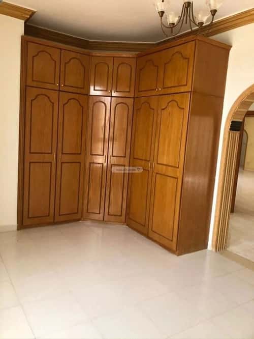Villa 768 SQM Facing North on 15m Width Street Al-Nuzha, North Riyadh, Riyadh