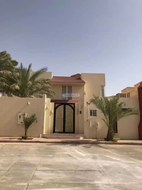فيلا 768 متر مربع شمالية على شارع 15م النزهة، شمال الرياض، الرياض