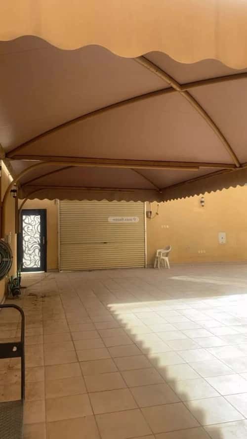 Villa 615 SQM Facing West on 12m Width Street As-Sahafa, North Riyadh, Riyadh