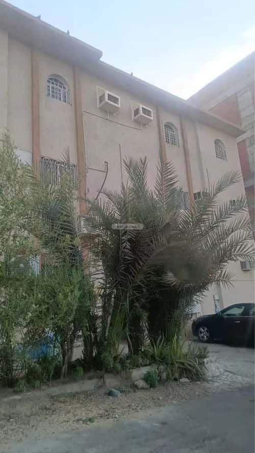 Building 441 SQM Facing North Alshawkia, Makkah Al Mukarramah