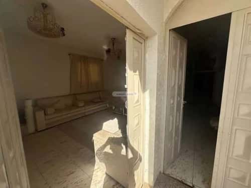 فيلا 337.5 متر مربع شرقية على شارع 15م الخليج، شرق الرياض، الرياض