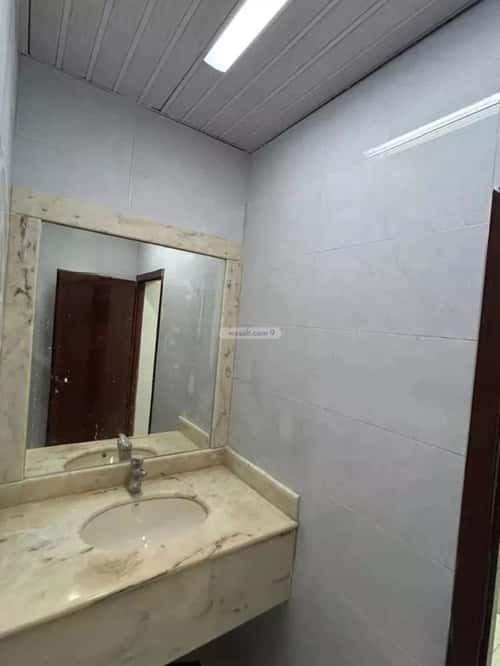 فيلا 459.56 متر مربع جنوبية شرقية على شارع 18م العقربية، الخبر