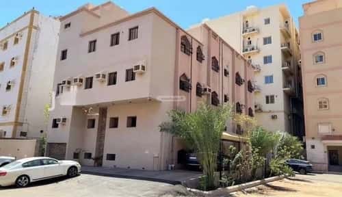 Building 725 SQM Facing North Alshawkia, Makkah Al Mukarramah