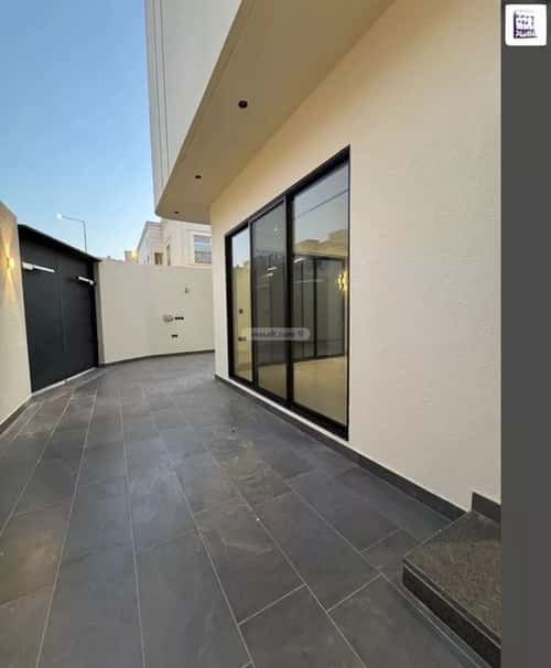 Villa 317 SQM Facing South with 5 Bedrooms An-Narjis, North Riyadh, Riyadh