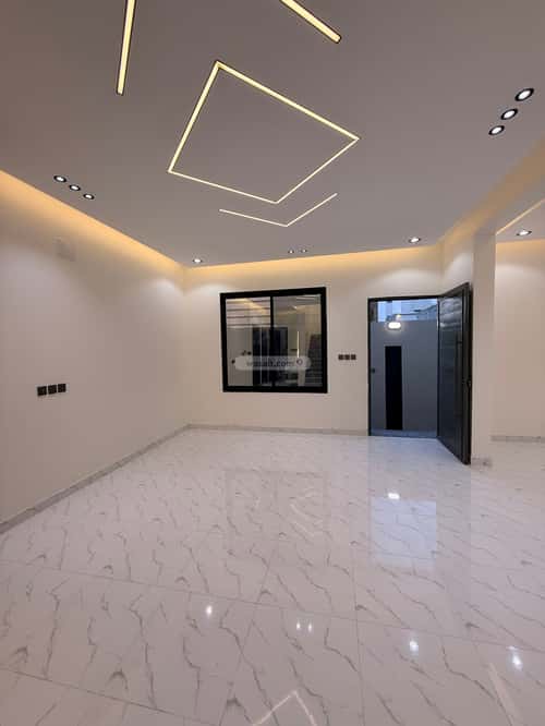 Villa 243.74 SQM Facing East on 20m Width Street The Light, Khamis Mushait