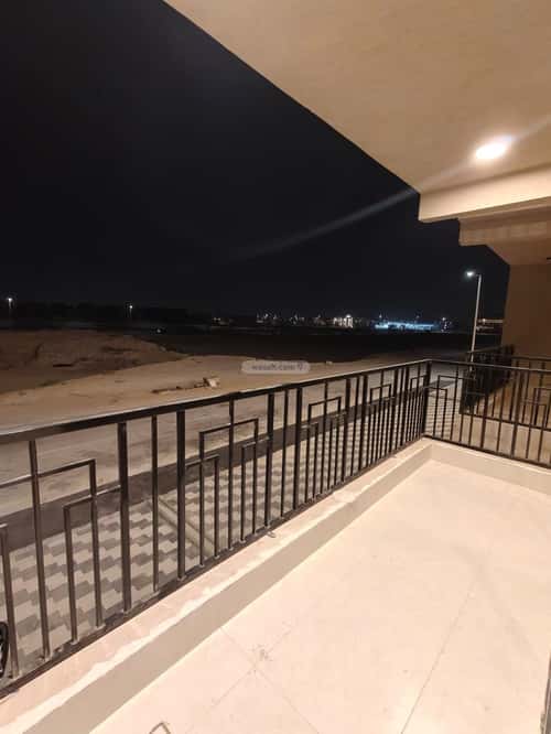 Apartment with 5 Bedrooms Al Shooalah, Aldammam