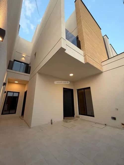 Villa 6787.5 SQM Facing East on 20m Width Street As-Safa, Central Riyadh, Riyadh