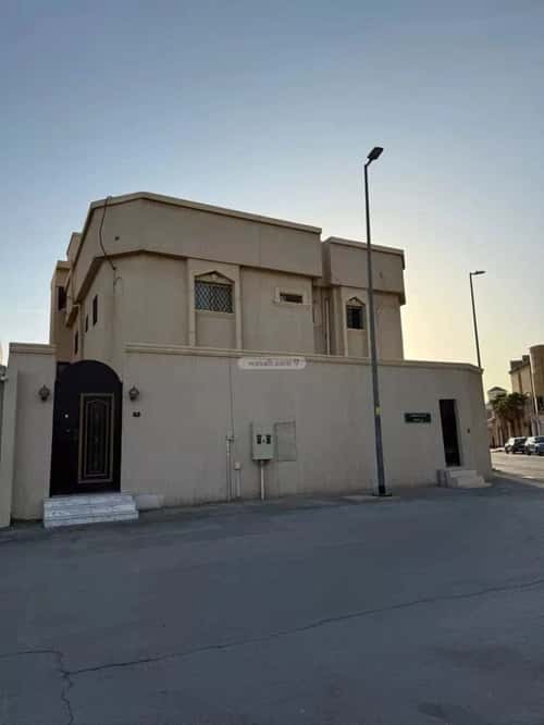 Villa 741 SQM Facing North East on 15m Width Street As-Safa, Central Riyadh, Riyadh