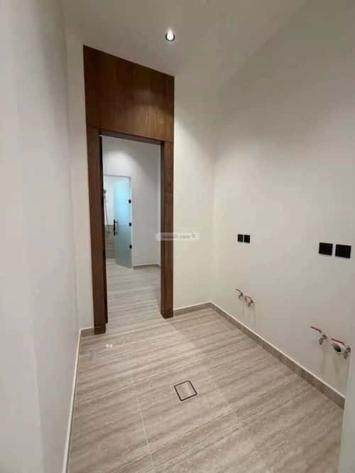 Villa 200 SQM Facing East on 25m Width Street As-Safa, Central Riyadh, Riyadh
